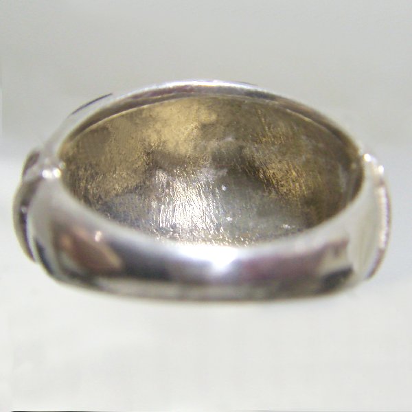 (r1242)Silver ring with blue enamel.